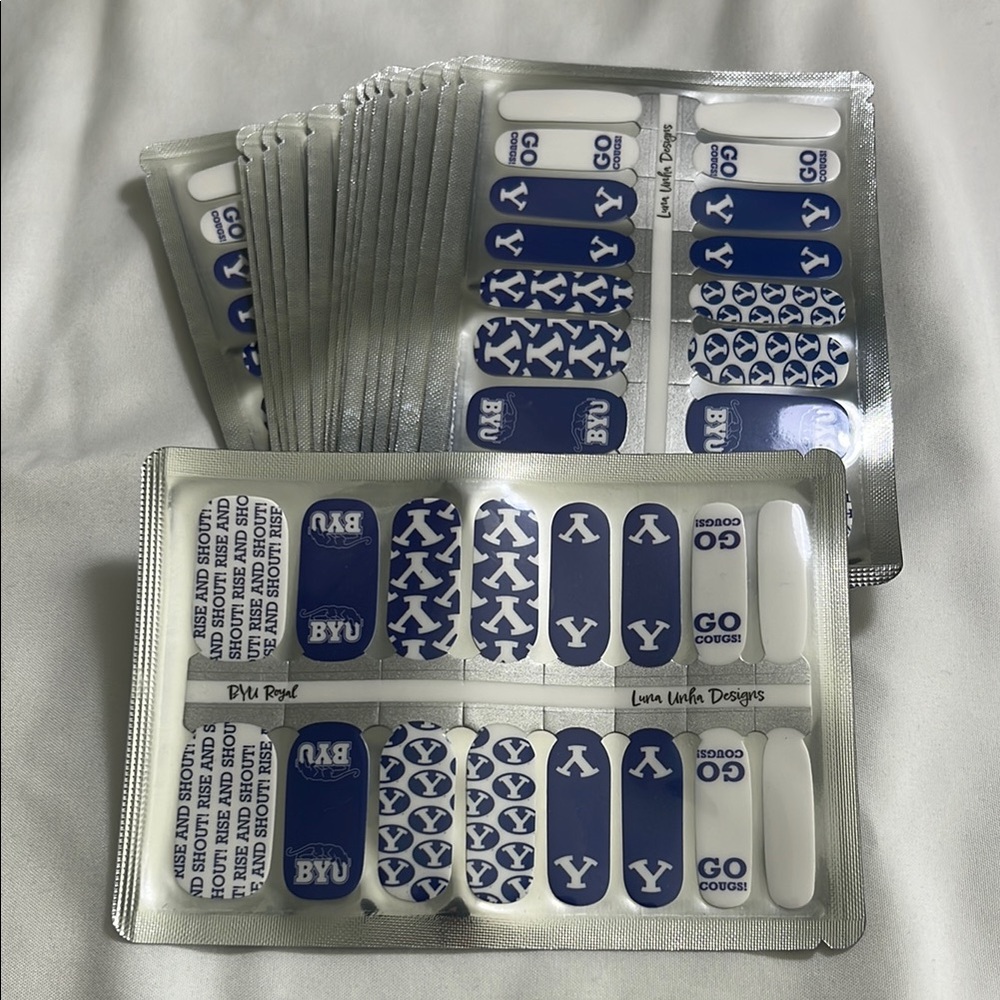 BYU Nail Wraps - Royal Blue and White - 20 pieces bulk